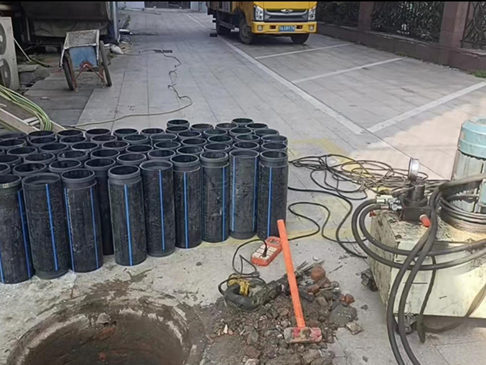 高县PE置换管厂家 DN315置换管 非开挖管短管置换